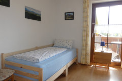 8-Kinderzimmer-1-Person